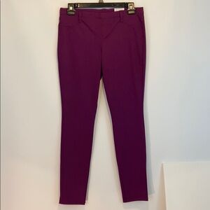 JC Penney Women’s Back Pockets Leggings Large